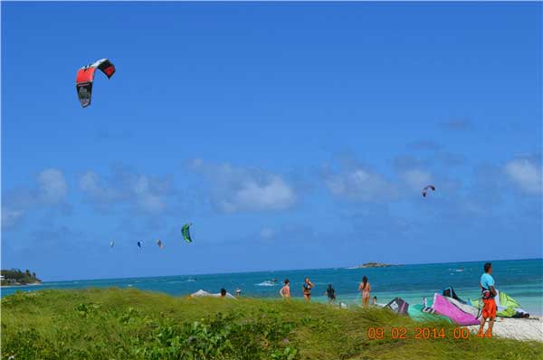 安提瓜-天蓝碧绿的海滩
